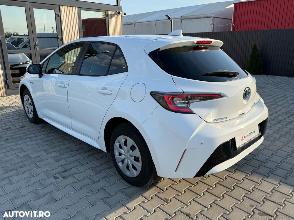 Toyota Corolla 1.8 HSD Business - 9