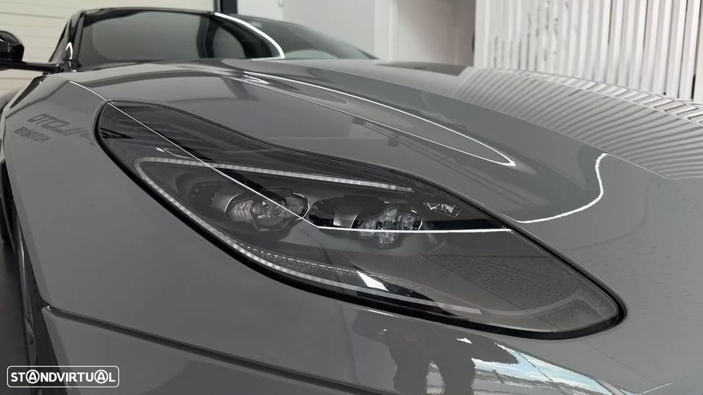 Aston Martin DB11 Coupé V8 Auto - 14