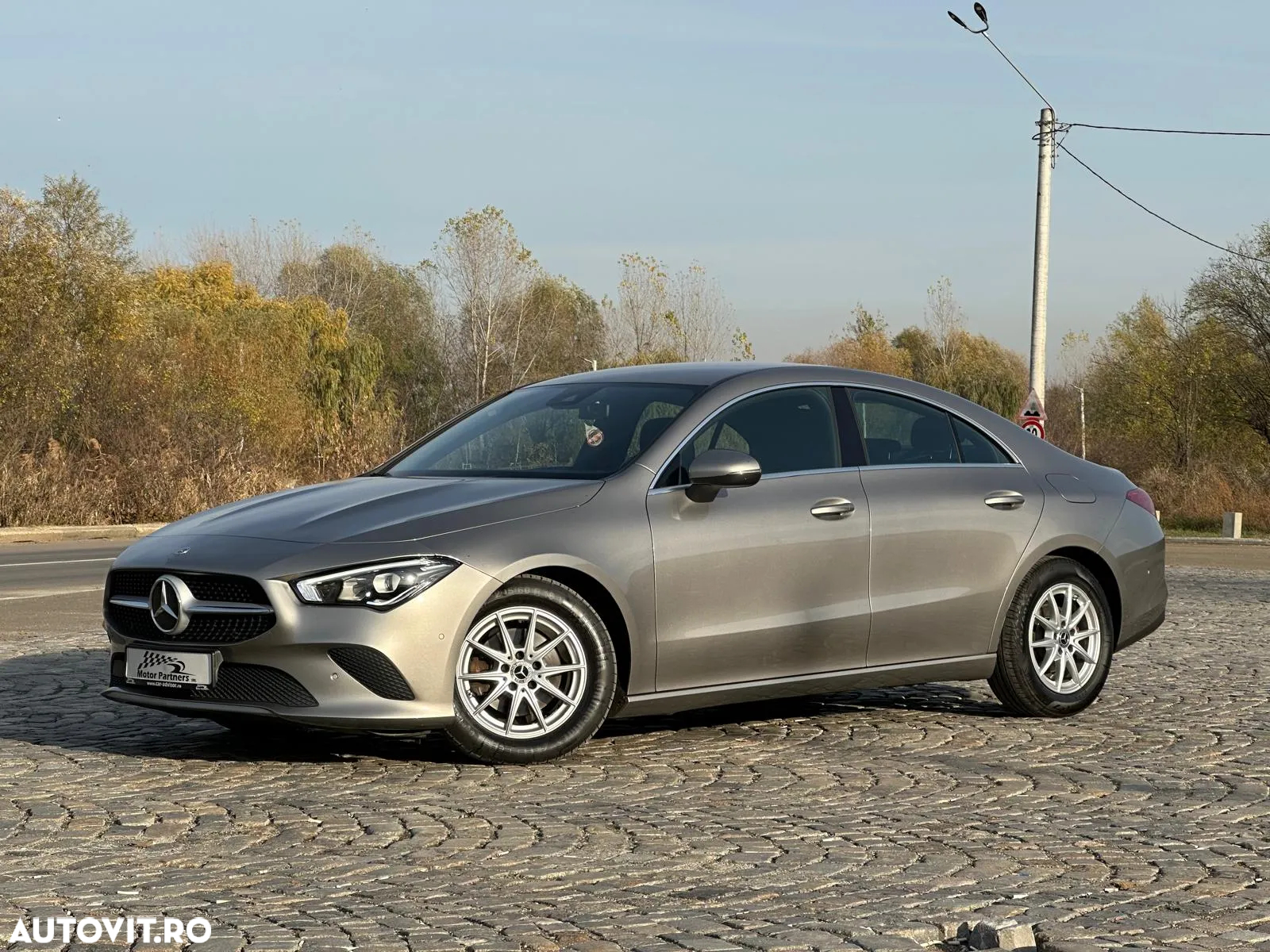 Mercedes-Benz CLA 180 d 7G-DCT - 4