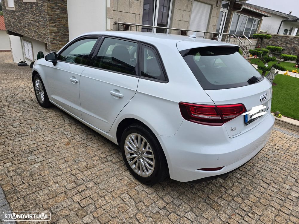 Audi A3 Sportback 1.6 TDI Sport - 12