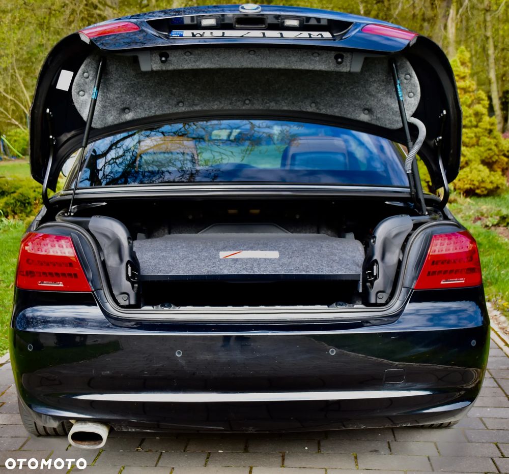 BMW Seria 3 320i - 11