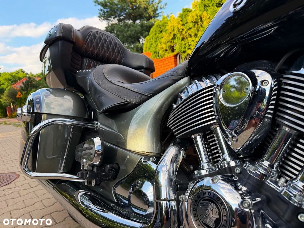 Indian Roadmaster - 25