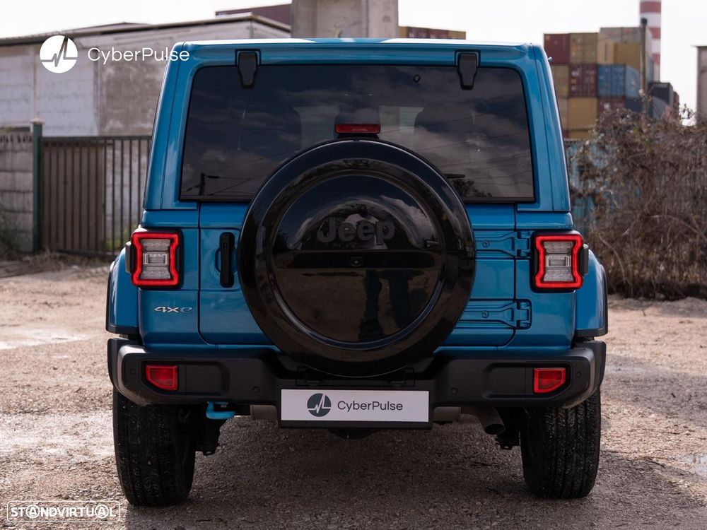 Jeep Wrangler Unlimited - 4