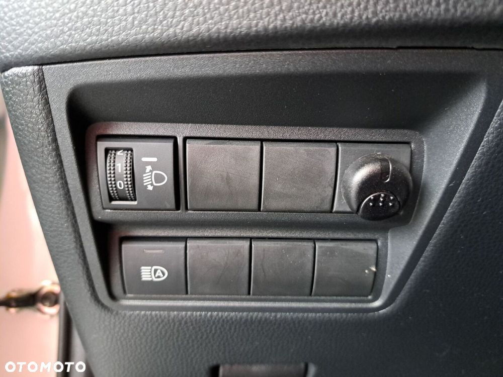 Toyota Yaris 1.5 Comfort - 32