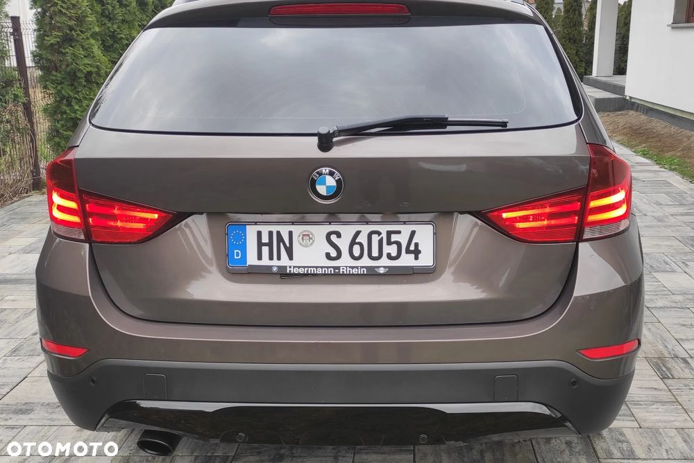 BMW X1 sDrive18i Sport Line - 6