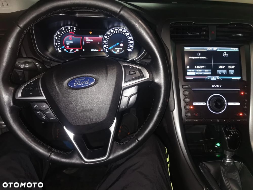 Ford Mondeo 2.0 TDCi Titanium - 23