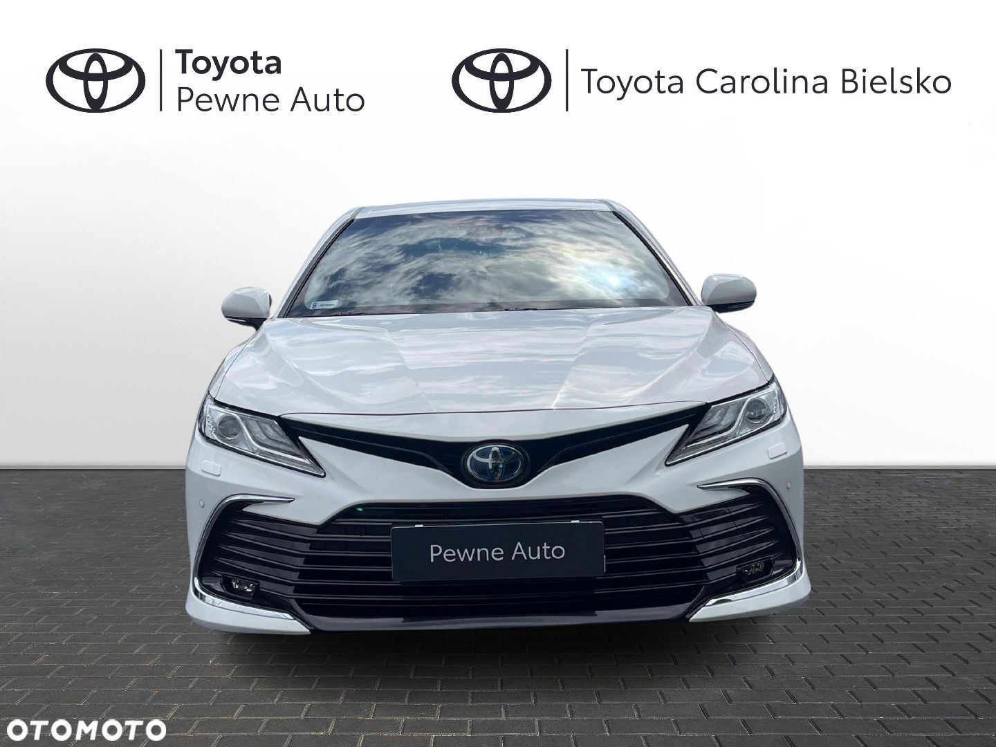Toyota Camry - 5