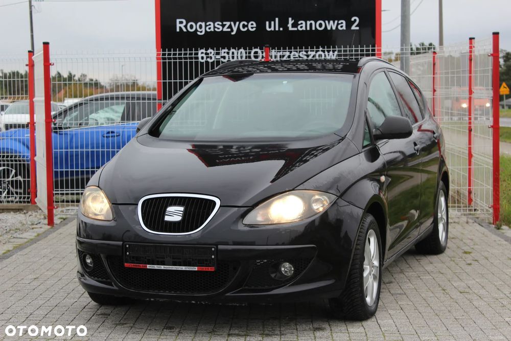 Seat Altea XL 1.6 Reference Comfort - 1