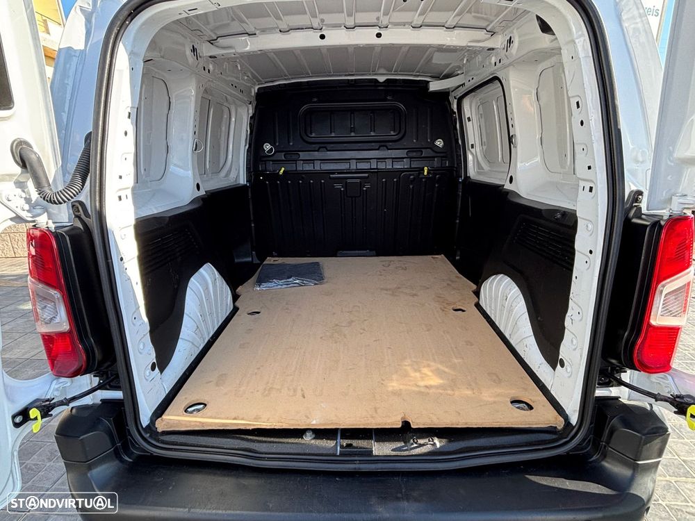 Fiat Doblo Outro - 11