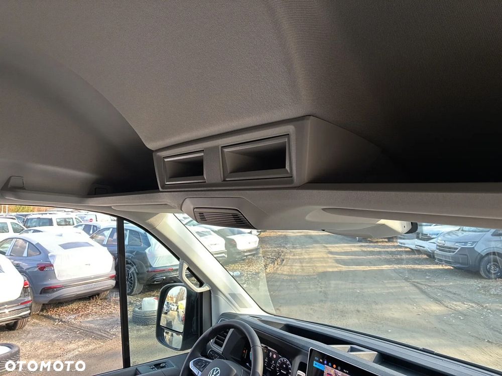Volkswagen Crafter 35 Furgon L4H3, 2.0BiTDI 177KM, Wysoki dach, r. o. 4490mm - 34