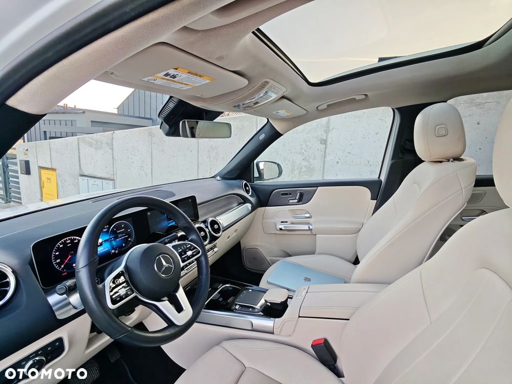Mercedes-Benz GLB 250 4-Matic Progressive 8G-DCT - 13