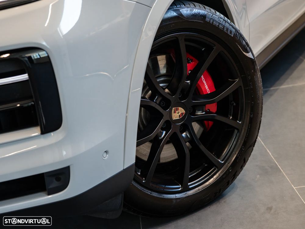 Porsche Cayenne Coupé S E-Hybrid - 17