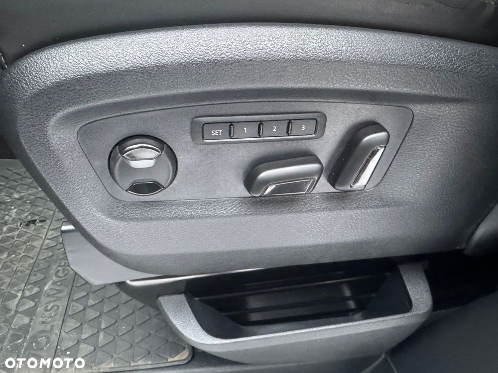 Volkswagen Multivan 2.0 TDI L1 Highline 4Motion DSG - 35