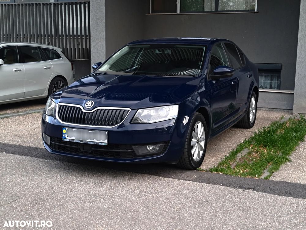 Skoda Octavia 2.0 TDI AMBITION DSG - 10
