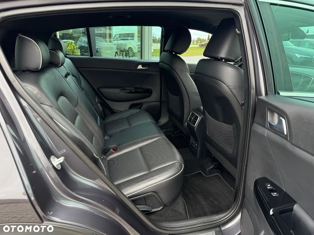 Kia Sportage - 18