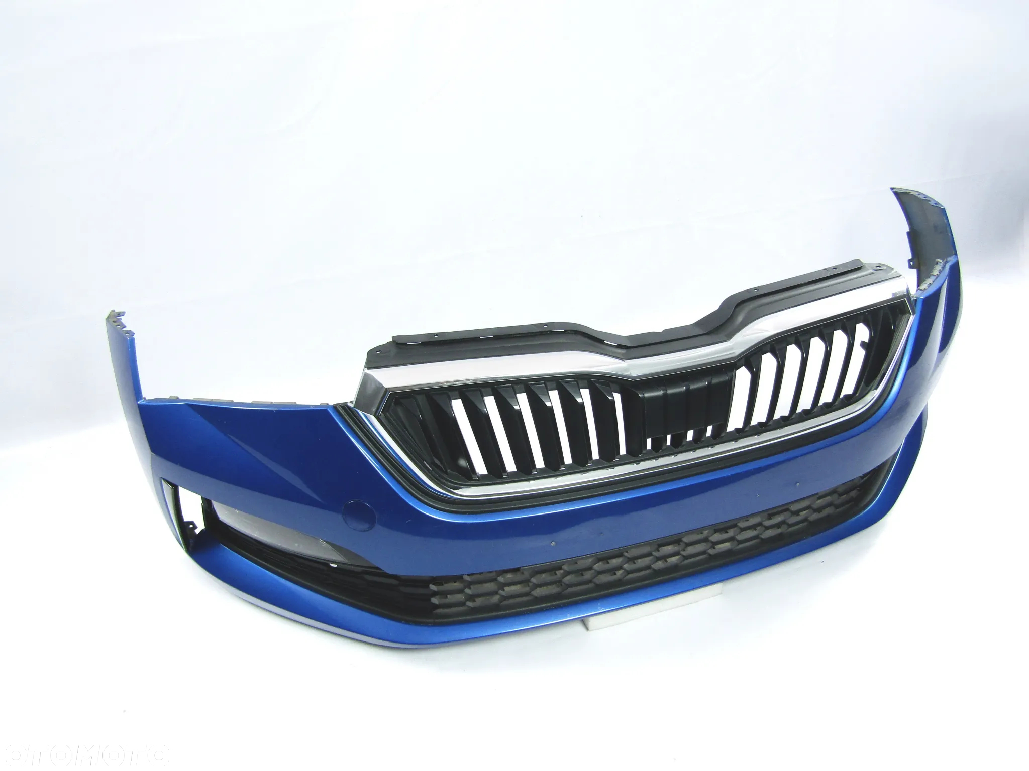 Zderzak przedni Skoda Scala 19 - 24 Bez otworów LF5W - 15