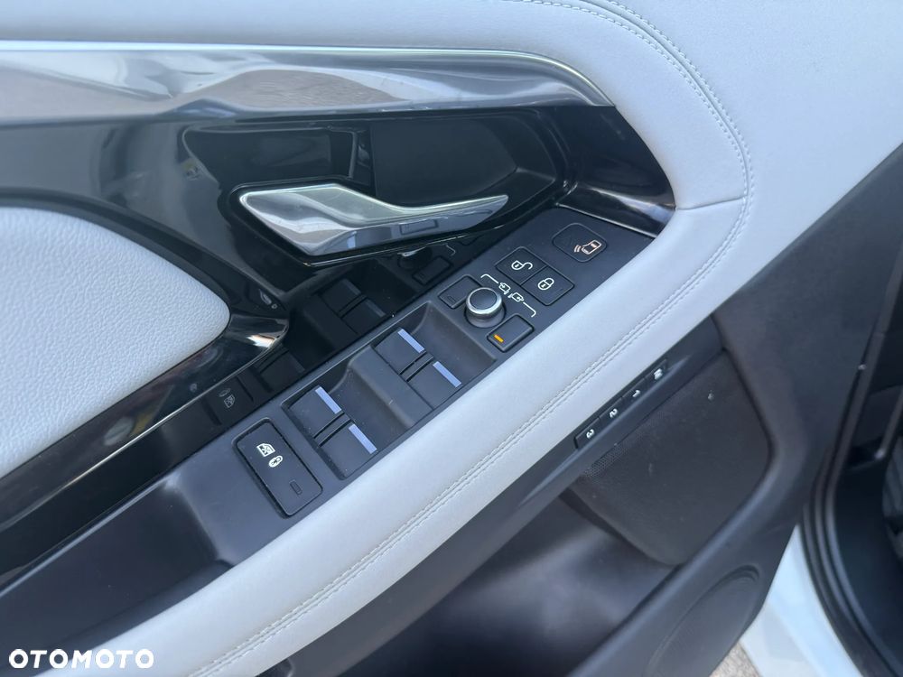 Land Rover Range Rover Evoque 2.0 P249 mHEV First Edition - 17