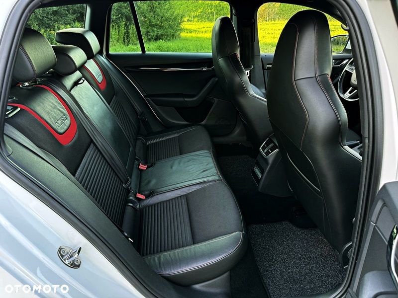 Skoda Octavia 2.0 TDI (Green tec) RS - 12