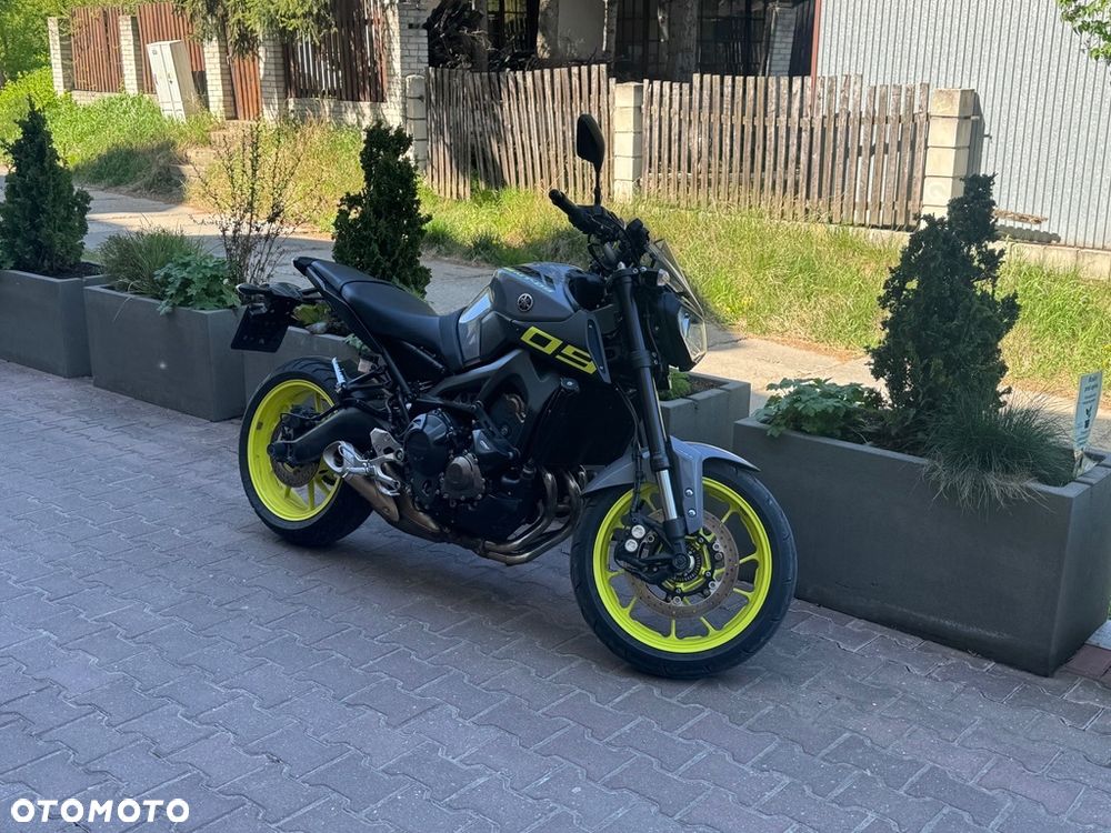 Yamaha MT - 1