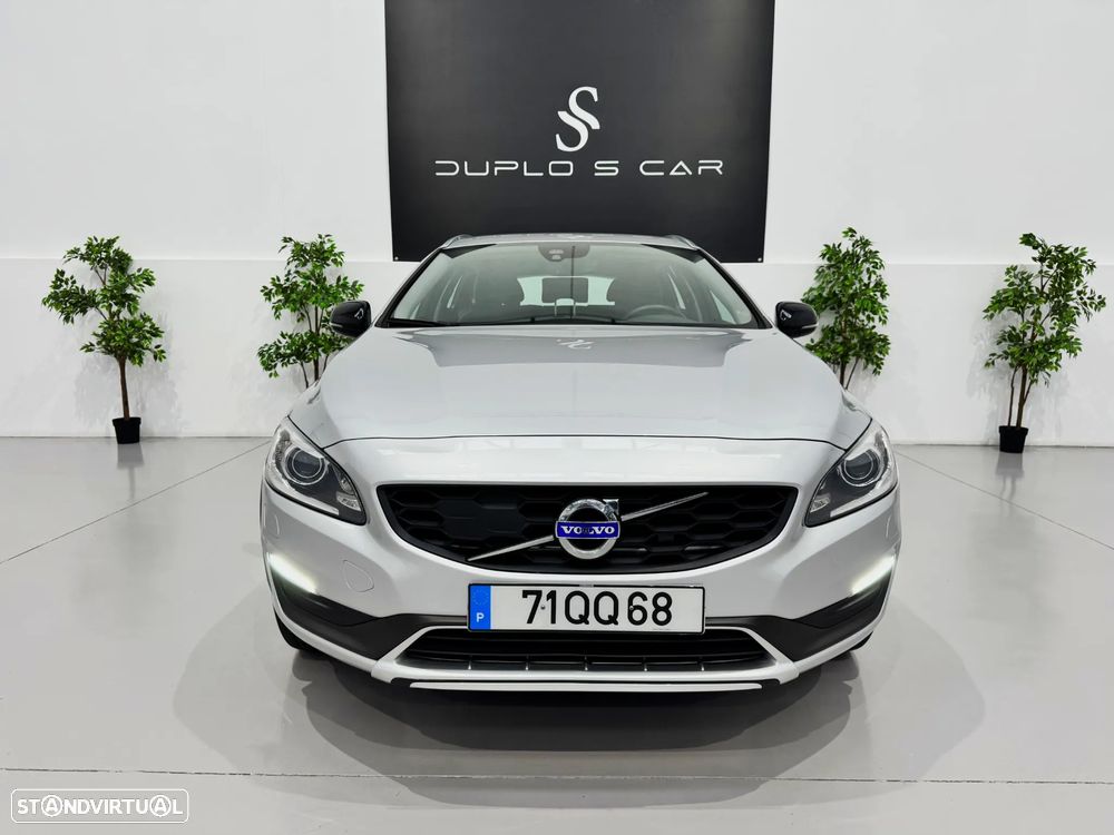 Volvo V60 Cross Country 2.0 D3 Summum - 5