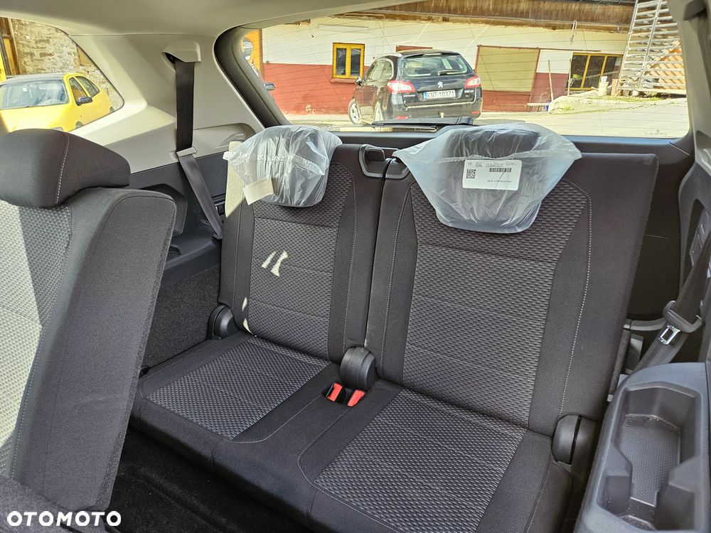 Volkswagen Tiguan Allspace 2.0 TSI 4Mot Comfortline DSG 7os - 13