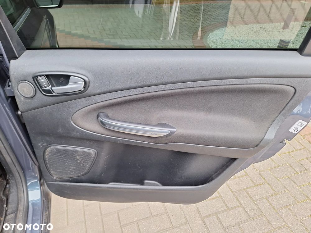 Ford S-Max 2.0 TDCi DPF Titanium MPS6 - 24