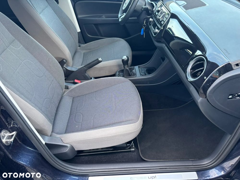 Volkswagen up! 1.0 cross CityLine - 14