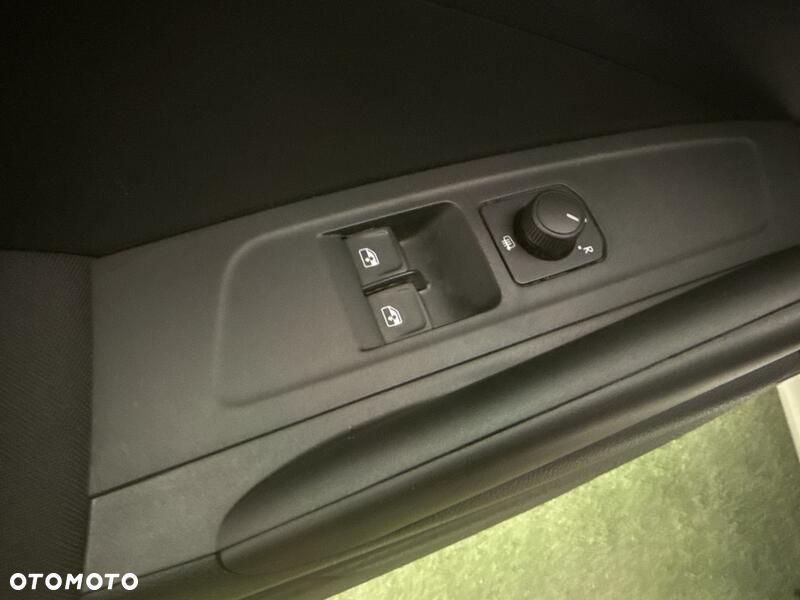 Skoda Fabia 1.0 TSI Ambition - 12