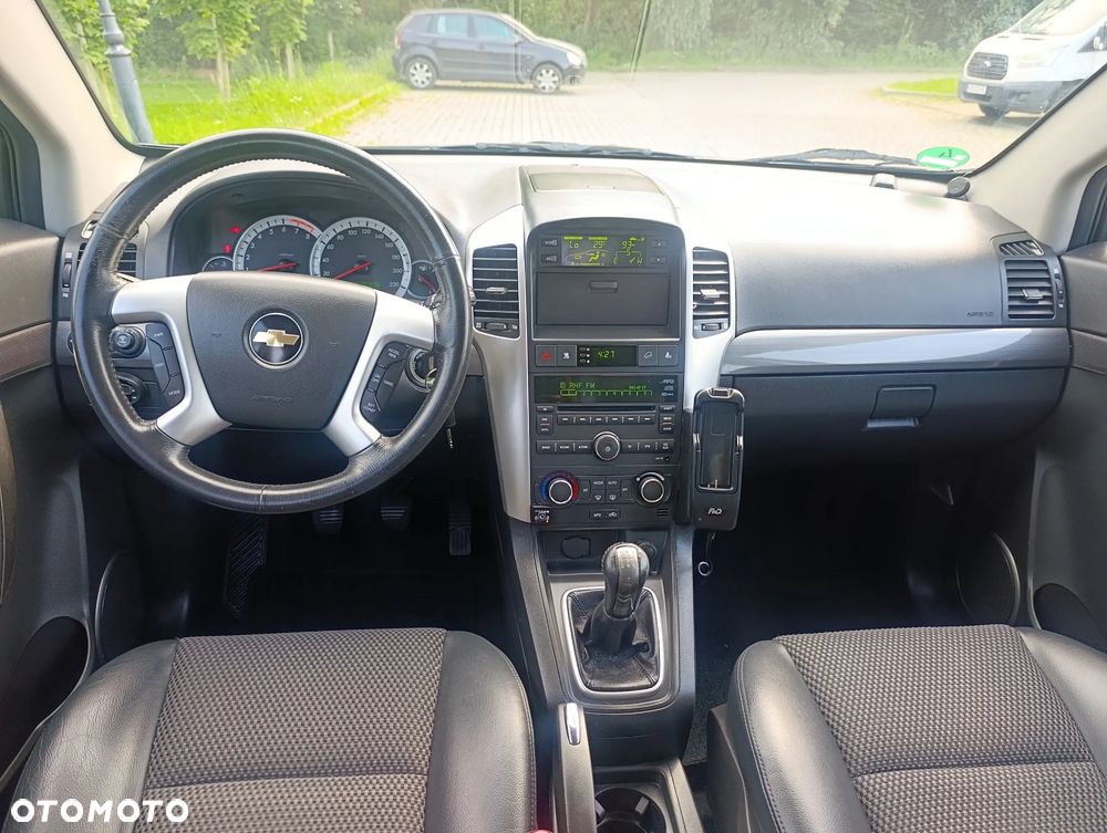 Chevrolet Captiva - 21
