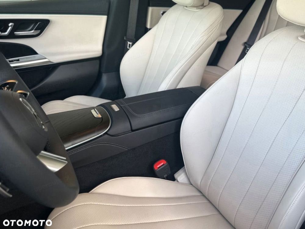 Mercedes-Benz Klasa E 220 d mHEV 4-Matic AMG 9G-Tronic - 6