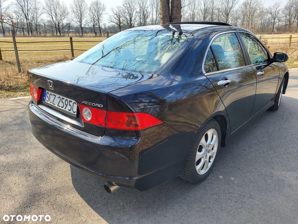 Honda Accord 2.0 Executive - 3