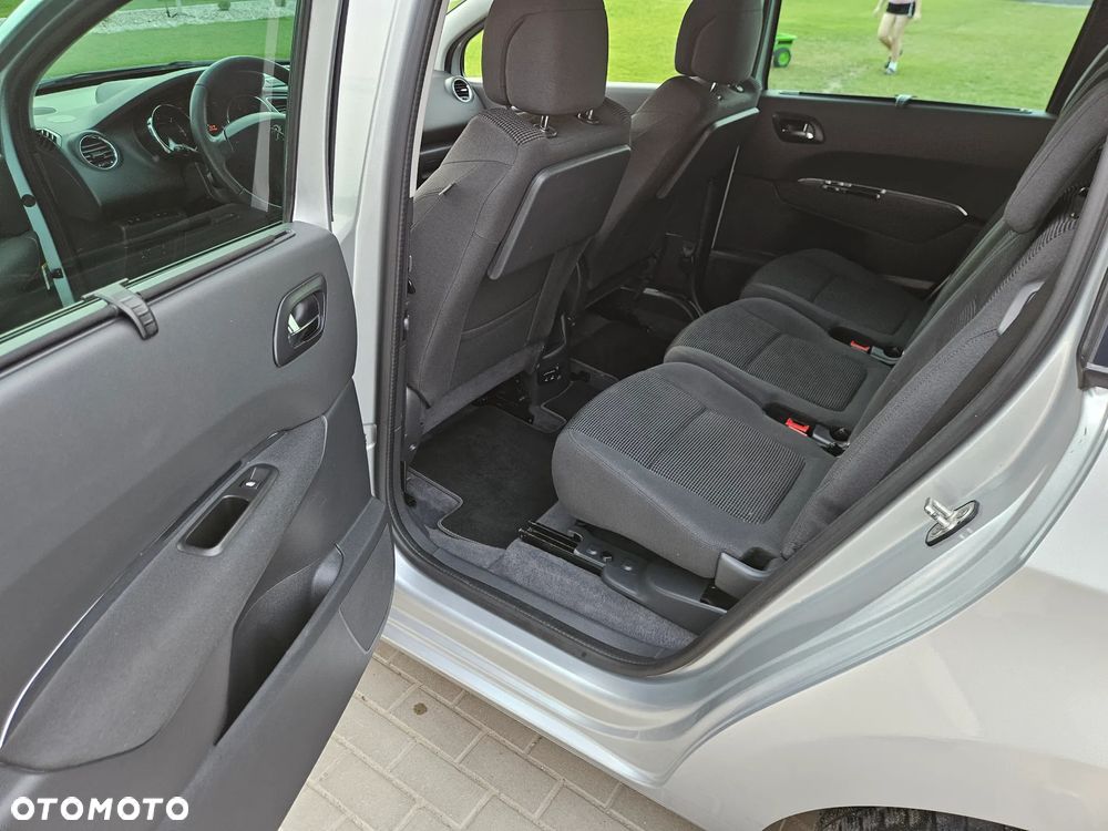 Peugeot 5008 e-HDI FAP 115 EGS6 Stop&Start Allure - 12