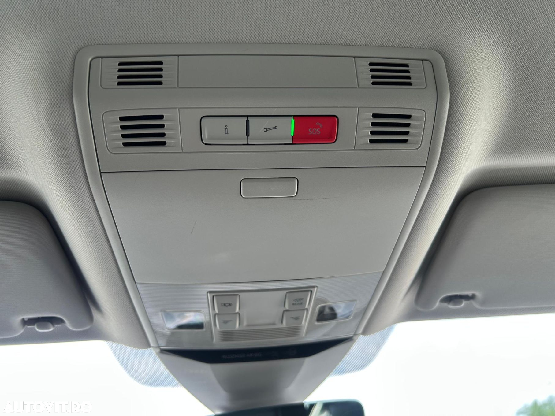 Volkswagen Passat 2.0 TDI DSG Highline - 29