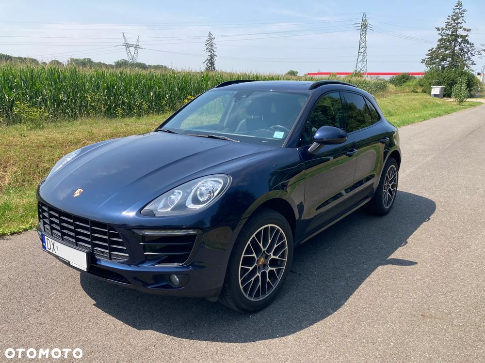 Porsche Macan - 1