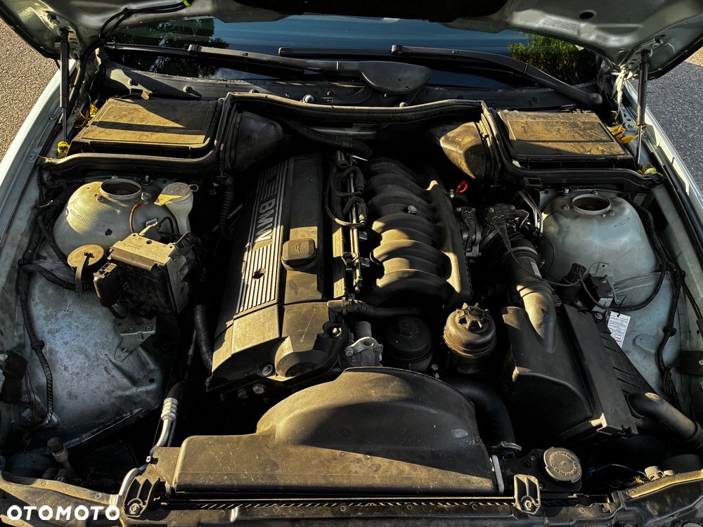 BMW Seria 5 - 21