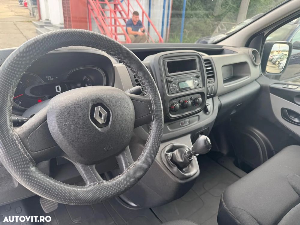 Renault Trafic Combi L2H1 1.6 dCi TT 120 7+1 Expression - 10