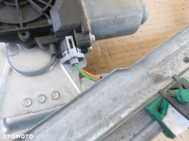 PODNOŚNIK SZYBY PRAWY PRZÓD PRAWY PRZEDNI RENAULT CLIO III 3D - 11