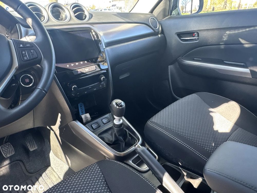 Suzuki Vitara 1.4 Boosterjet mHEV Premium Plus 2WD - 14