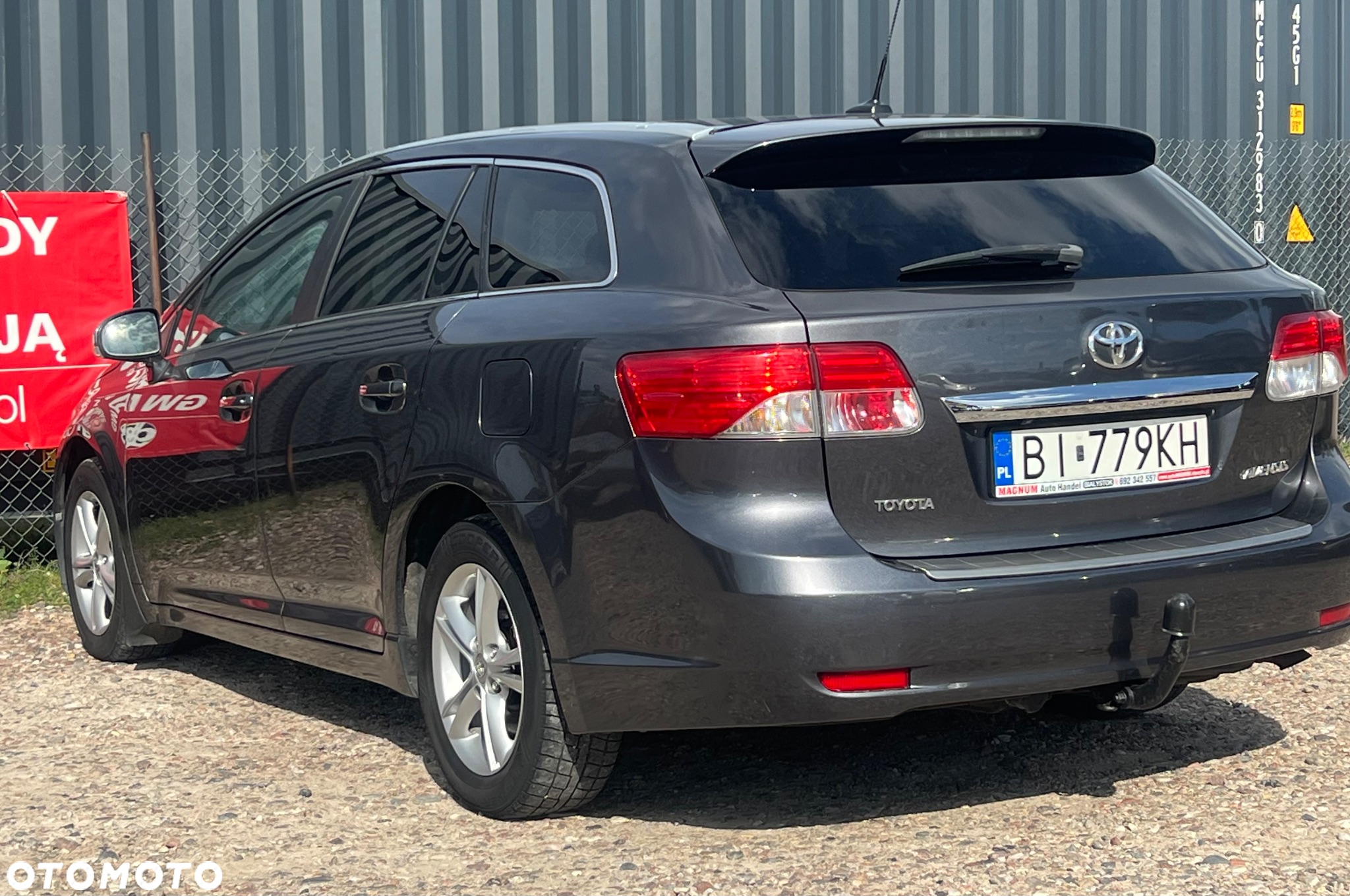 Toyota Avensis Combi 2.0 D-4D Executive - 38