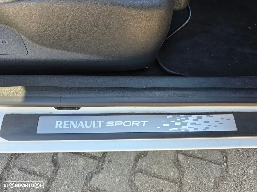 Renault Mégane Coupe Energy TCe 115 Start & Stop GT Line - 31