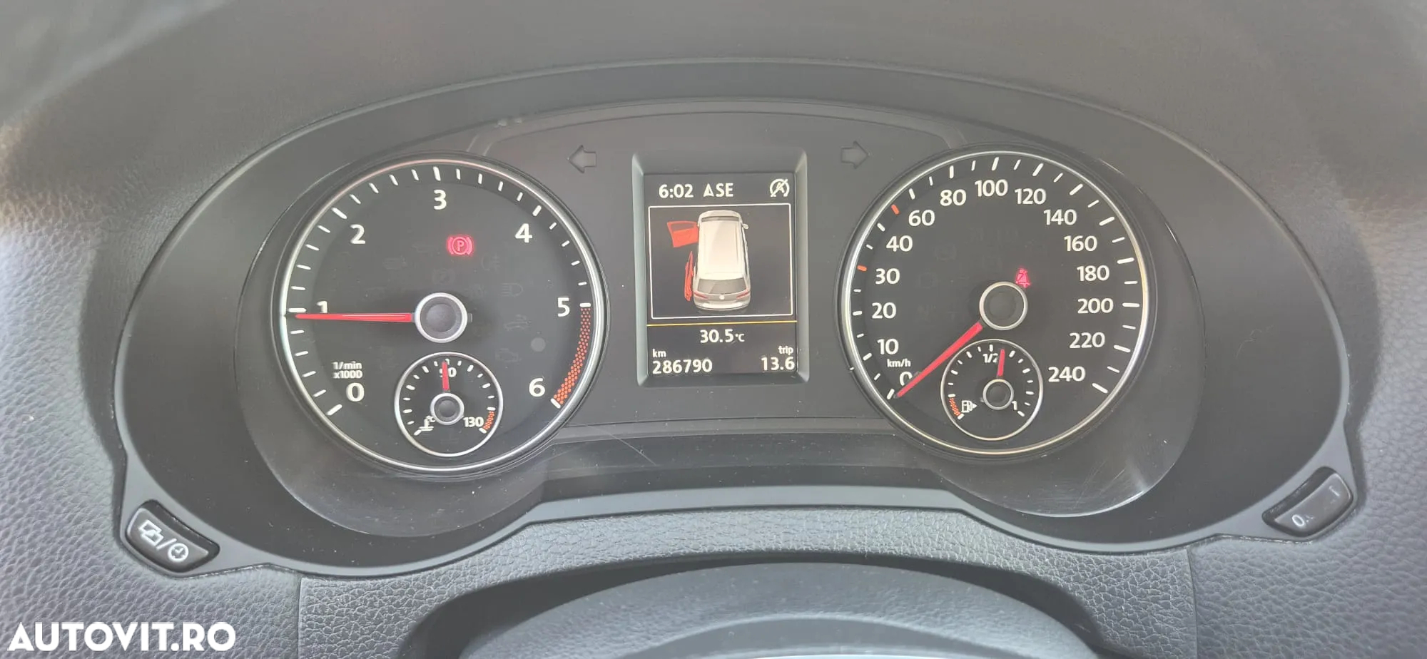 Volkswagen Sharan - 24