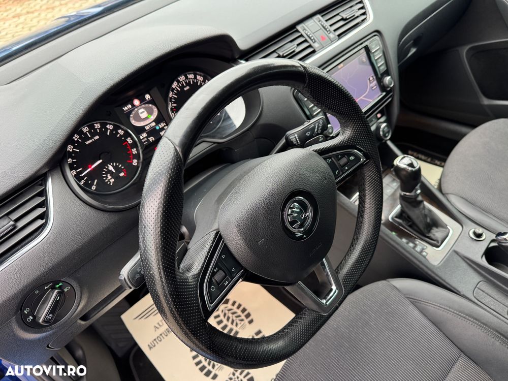 Skoda Octavia 1.6 TDI DPF DSG Sport Edition - 17