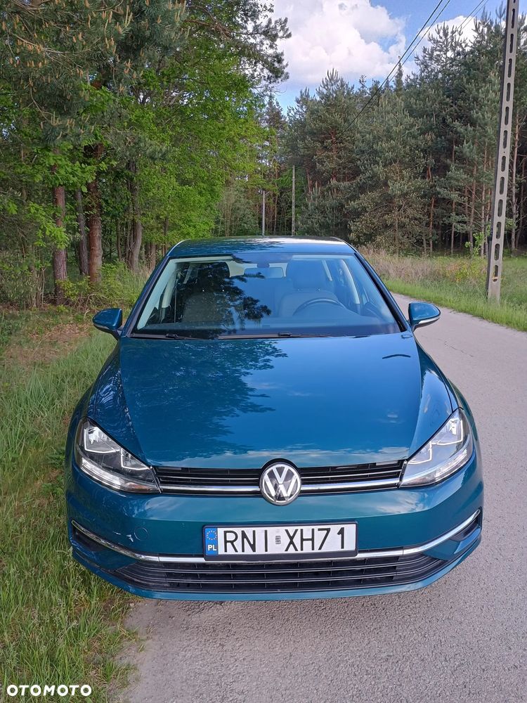 Volkswagen Golf - 8
