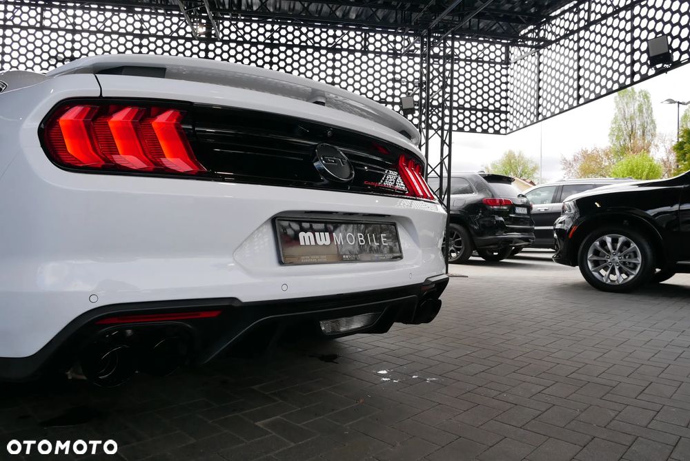 Ford Mustang - 28