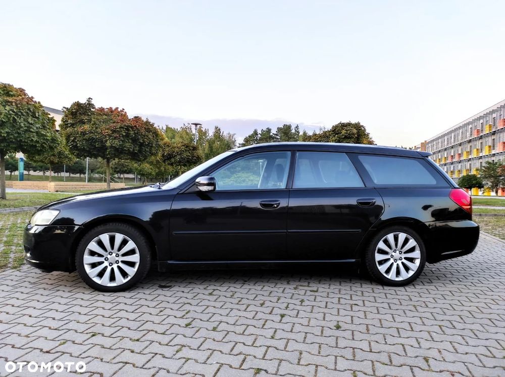Subaru Legacy SW 2.0i AT - 3