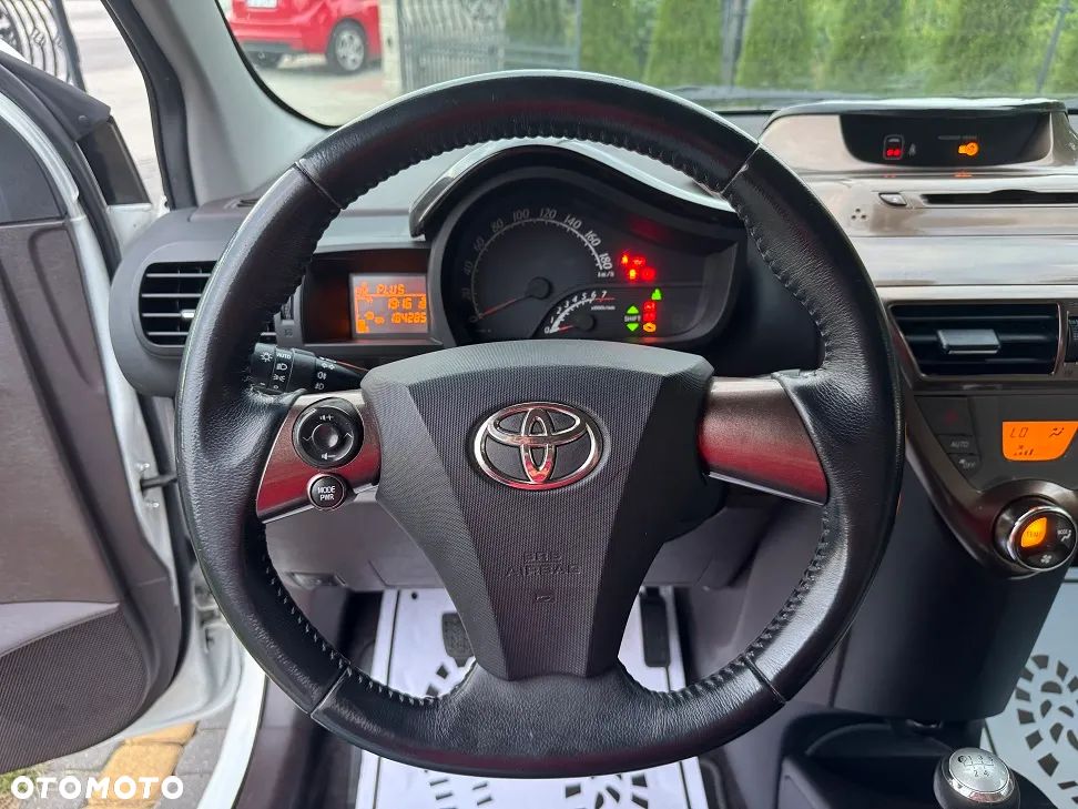 Toyota iQ 1.0 N collection - 22