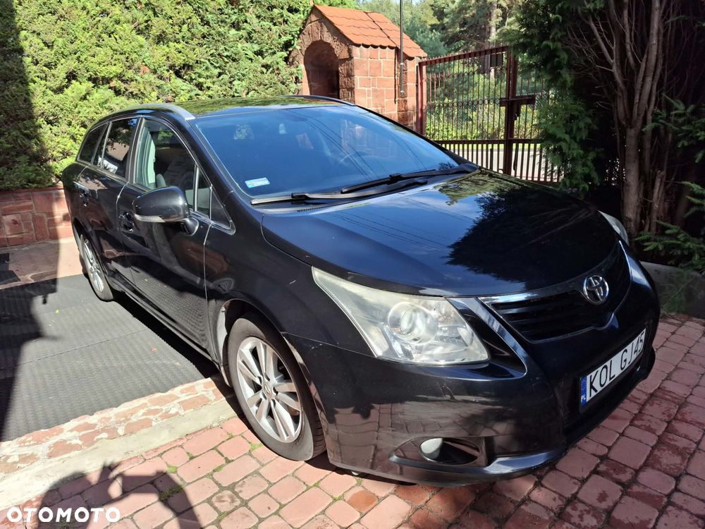 Toyota Avensis 2.0 D-4D Sol plus+NAVI - 16