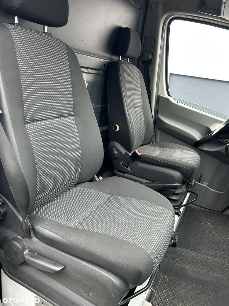 Mercedes-Benz Sprinter 515 - 15