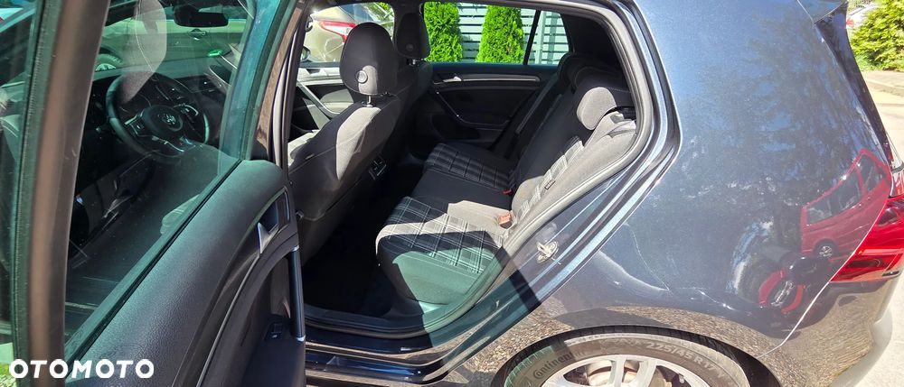 Volkswagen Golf GTD 2.0 TDI SCR DSG - 20
