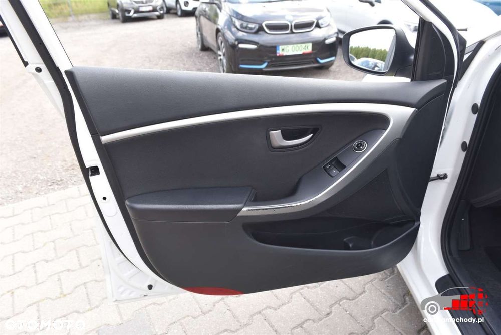 Hyundai i30 - 13